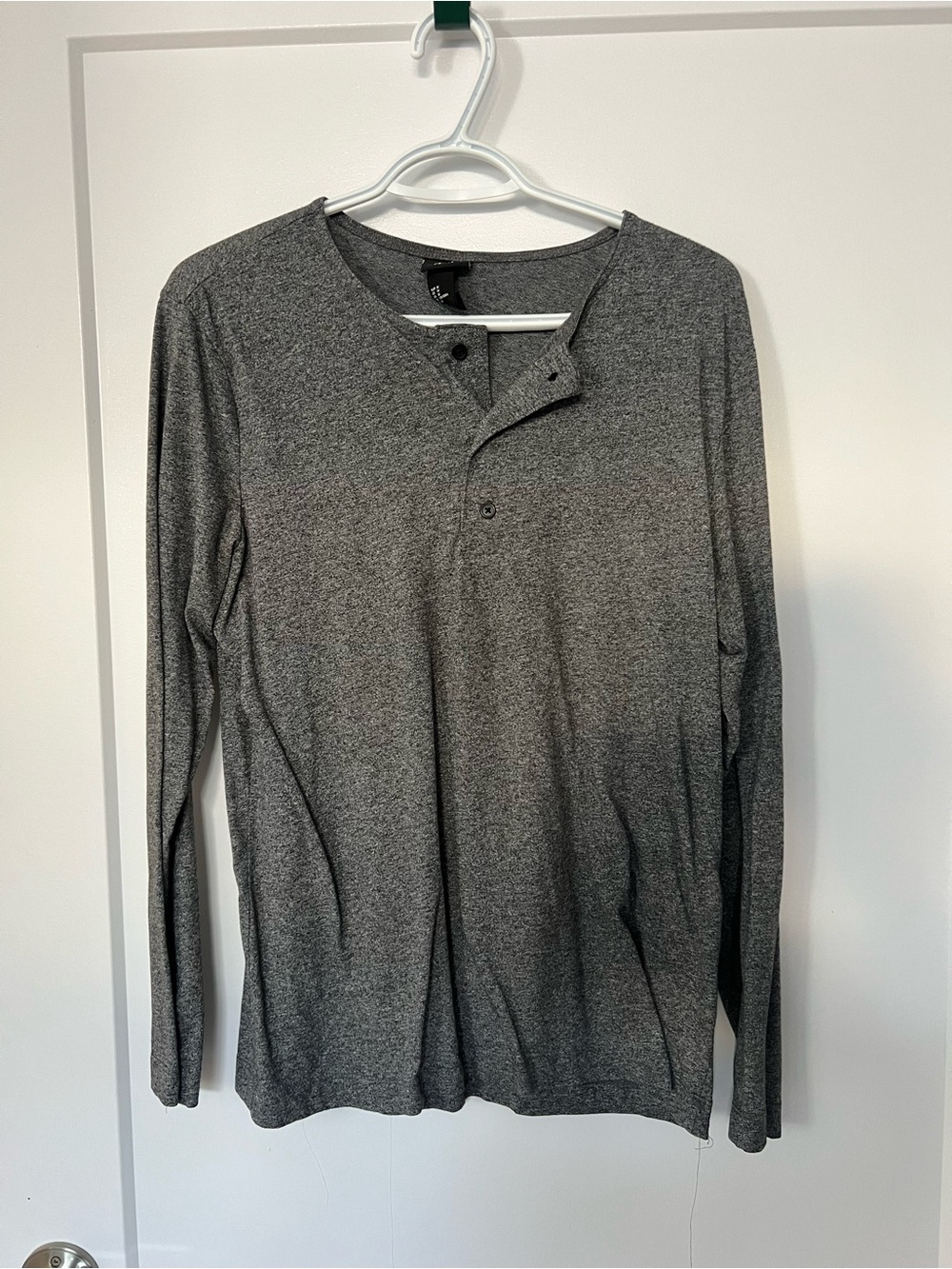 H&M Men's Long-Sleeve Henley Shirt - Heather Gray